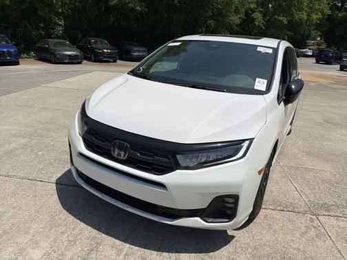 Platinum White Pearl 2025 Honda Odyssey Sport-L