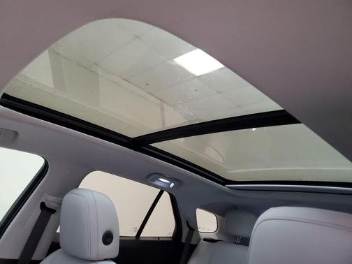 North Shore Pearl 2025 Honda Prologue Elite