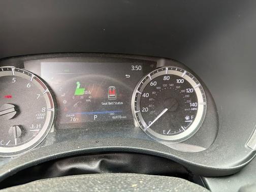 Moon Dust 2023 Toyota Highlander XLE