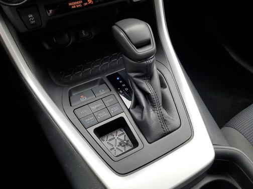 Magnetic Gray Metallic 2021 Toyota RAV4 LE