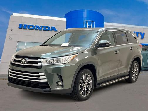 Alumina Jade Metallic 2019 Toyota Highlander XLE