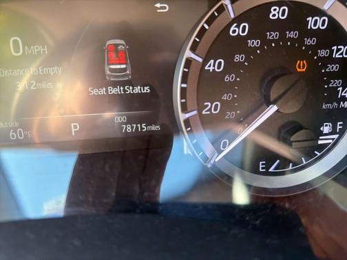 Wind Chill Pearl 2023 Toyota Highlander XLE