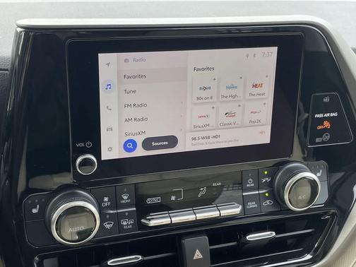 Wind Chill Pearl 2023 Toyota Highlander XLE