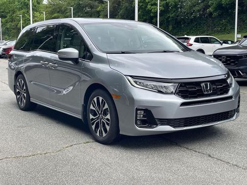 Solar Silver Metallic 2026 Honda Odyssey Elite