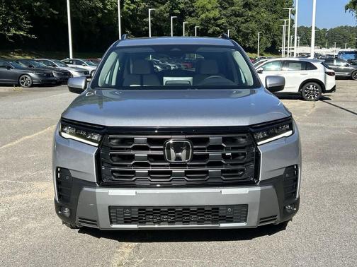 Solar Silver Metallic 2026 Honda Pilot EX-L