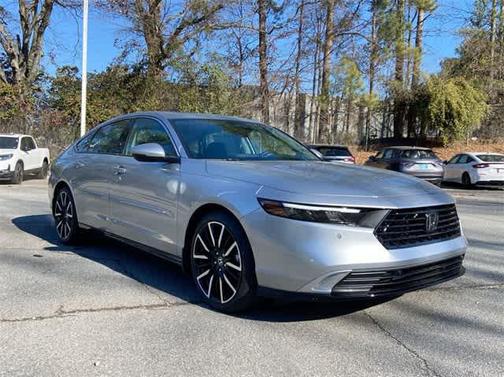 2025 Honda Accord Hybrid Touring