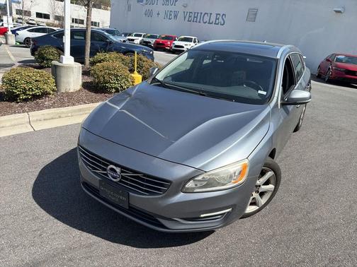 2017 Volvo V60 T5 Premier