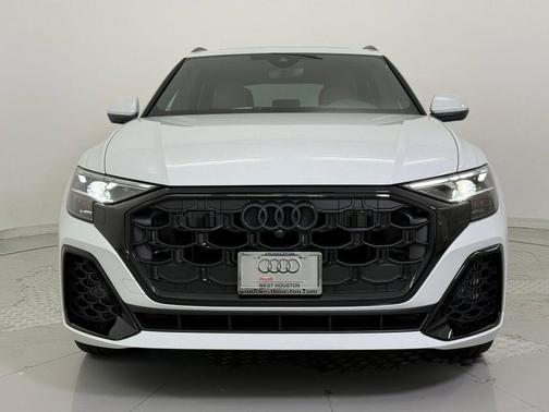 2026 Audi Q8 55 Premium Plus
