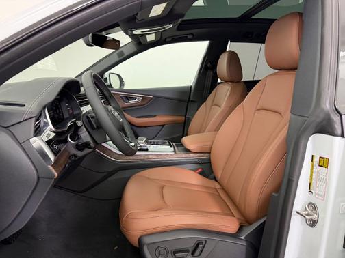 2026 Audi Q8 55 Premium Plus