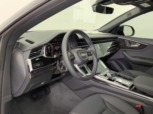 2026 Audi Q8 55 Premium Plus