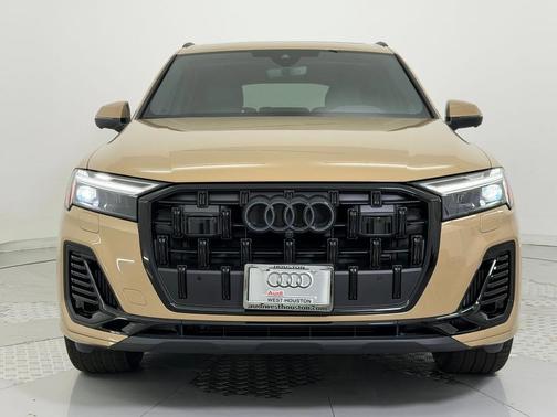2026 Audi Q7 55 Premium Plus