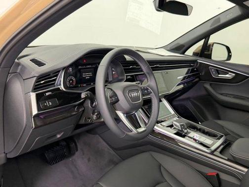 2026 Audi Q7 55 Premium Plus