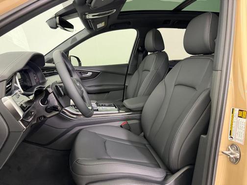 2026 Audi Q7 55 Premium Plus