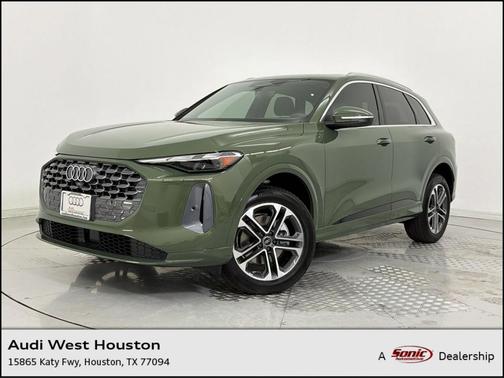 District Green Metallic 2026 Audi Q5 Premium TFSI quattro S tronic
