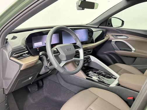 District Green Metallic 2026 Audi Q5 Premium TFSI quattro S tronic