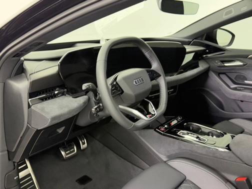 2025 Audi S6 e-tron Premium Plus