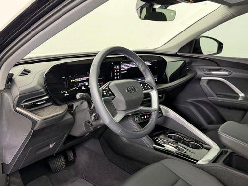 2025 Audi Q5 Premium TFSI quattro S tronic