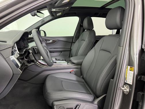 2026 Audi Q7 55 Premium Plus