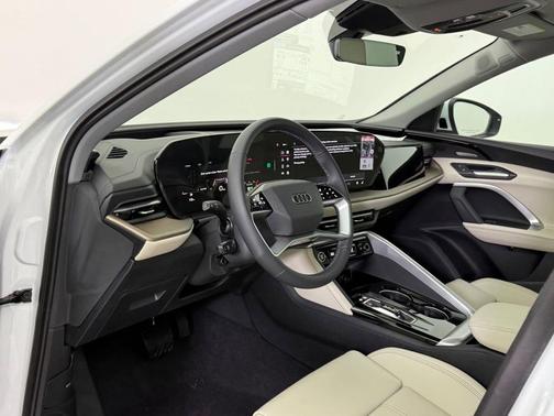 2025 Audi Q5 Premium Plus TFSI quattro S tronic