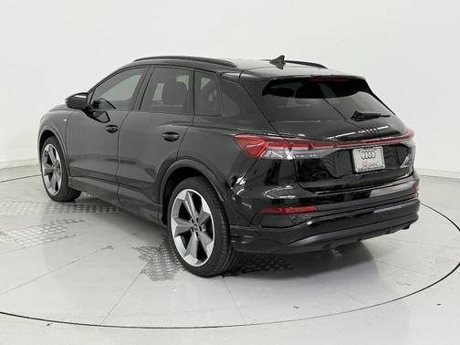 2025 Audi Q4 e-tron Premium Plus 55 quattro