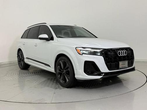 2Y2Y 2026 Audi Q7 55 Premium Plus