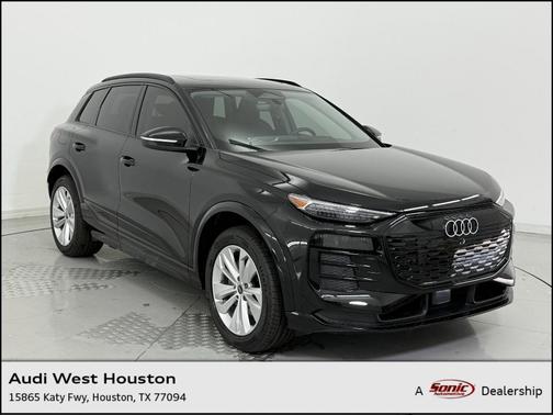 2025 Audi Q6 e-tron Premium Plus