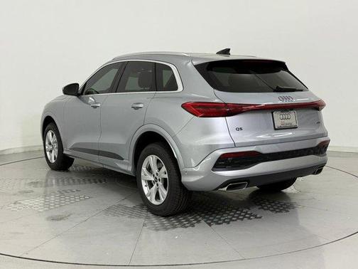 2025 Audi Q5 Premium TFSI quattro S tronic