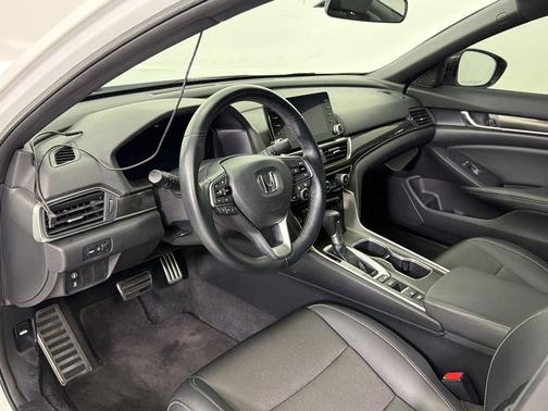 Platinum White Pearl 2022 Honda Accord Sport 1.5T