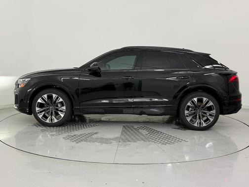 2026 Audi Q8 55 Premium Plus