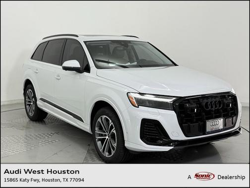2025 Audi Q7 45 Premium Plus