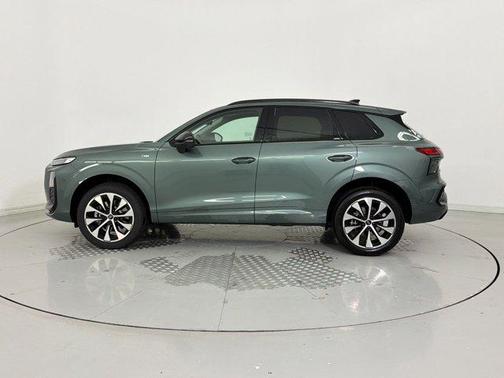 Sage Green Metallic 2026 Audi Q3 TFSI quattro S tronic