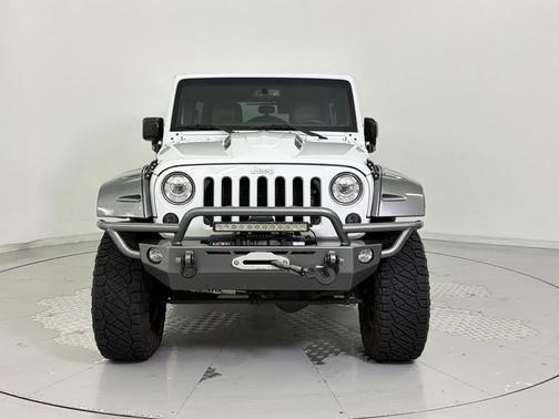 Bright White Clearcoat 2018 Jeep Wrangler JK Unlimited Rubicon
