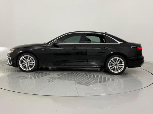 2023 Audi A4 45 S line Premium Plus