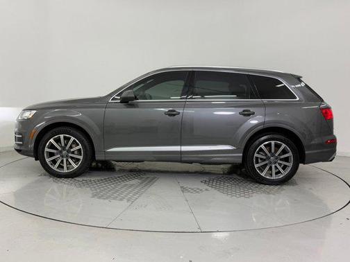 2019 Audi Q7 55 Premium Plus