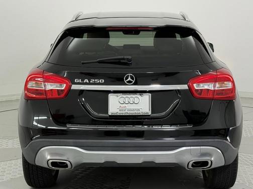 2018 Mercedes-Benz GLA 250 Base