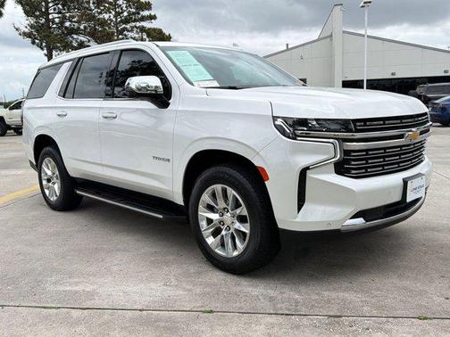 Iridescent Pearl Tricoat 2024 Chevrolet Tahoe Premier