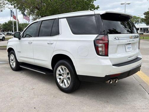 Iridescent Pearl Tricoat 2024 Chevrolet Tahoe Premier