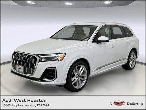 2025 Audi Q7 55 Premium Plus