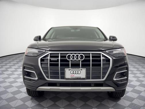 Brilliant Black 2023 Audi Q5 40 Premium Plus