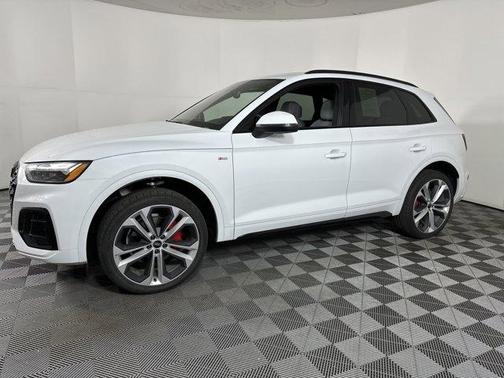 2025 Audi Q5 45 S line Premium Plus