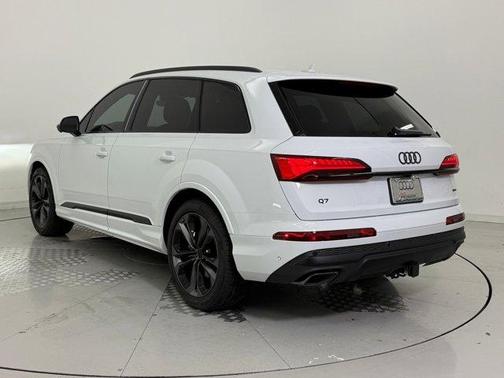 2026 Audi Q7 55 Premium Plus