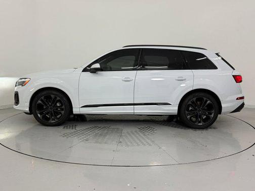 2026 Audi Q7 55 Premium Plus