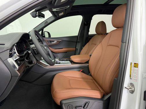 2026 Audi Q7 55 Premium Plus