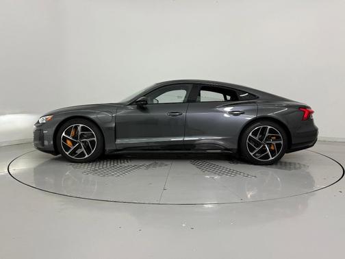 2024 Audi RS e-tron GT quattro