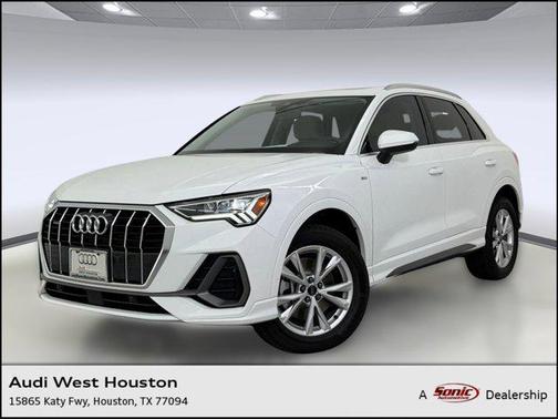 2025 Audi Q3 Premium 45 TFSI S line quattro Tiptronic