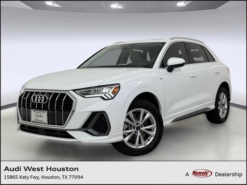 2025 Audi Q3 Premium 45 TFSI S line quattro Tiptronic