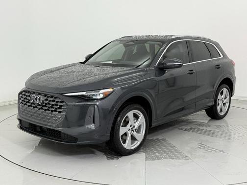 2025 Audi Q5 Premium Plus