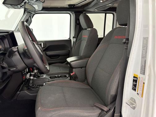 Bright White Clearcoat 2025 Jeep Wrangler Rubicon