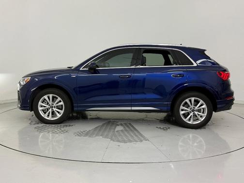 2024 Audi Q3 Premium 45 TFSI S line quattro Tiptronic