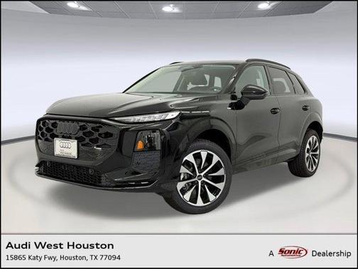 Mythos Black Metallic 2026 Audi Q3 TFSI quattro S tronic